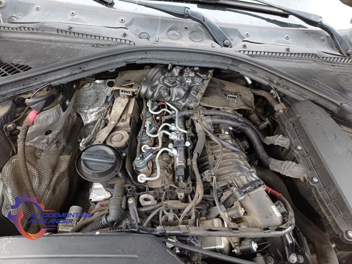 Usagé Catalyseur BMW 3 serie (F30) 316d 2.0 16V Prix € 400,00 Règlement à la marge proposé par Alexander Autodemontage