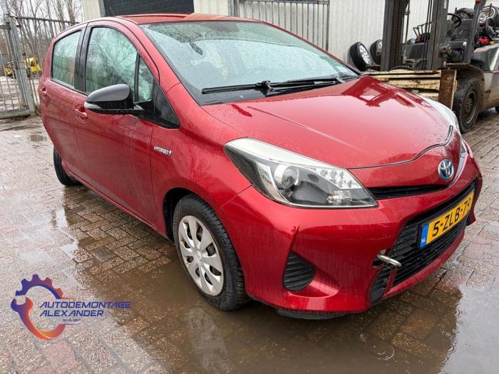 Gebrauchte Unterrahmen Toyota Yaris III (P13) 1.5 16V Hybrid Preis € 150,00 Margenregelung angeboten von Alexander Autodemontage