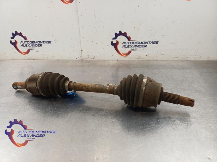 Gebrauchte Antriebswelle links vorne Alfa Romeo MiTo (955) 1.3 JTDm 16V Eco Preis € 30,00 Mit Mehrwertsteuer angeboten von Alexander Autodemontage