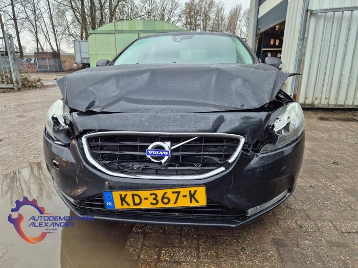 Usagé Condenseur de climatisation Volvo V40 (MV) 1.6 D2 Prix € 60,00 Règlement à la marge proposé par Alexander Autodemontage