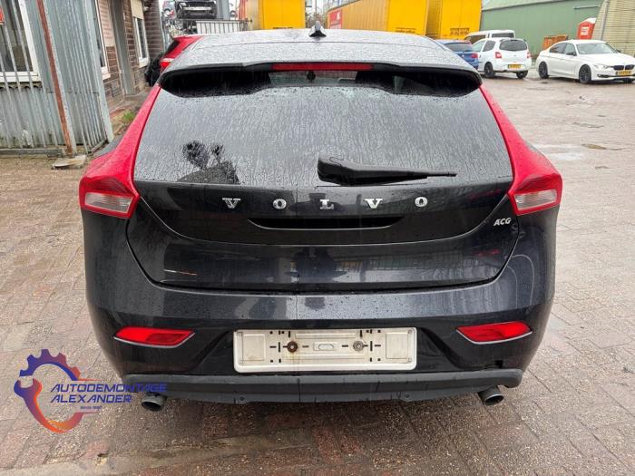 Gebrauchte Auspuff Enddämpfer Volvo V40 (MV) 1.6 T2 GTDi 16V Preis € 250,00 Margenregelung angeboten von Alexander Autodemontage