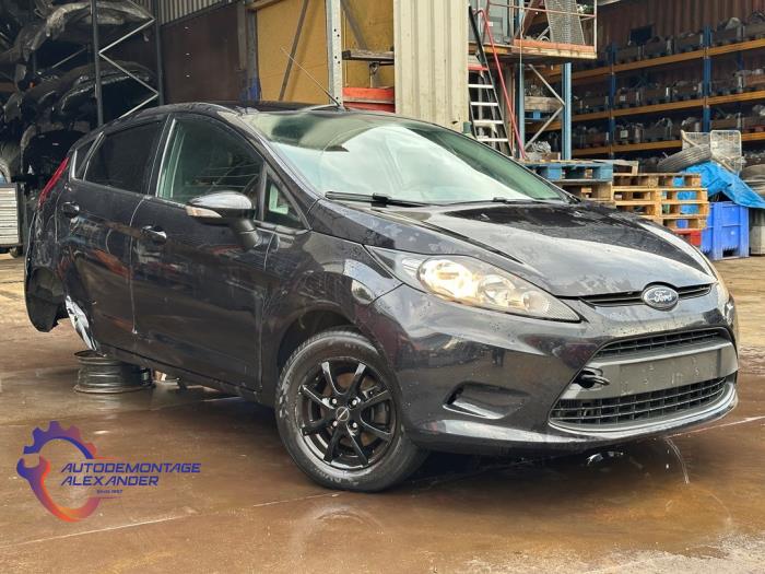 Usados Ventanilla triangular derecha delante Ford Fiesta 6 (JA8) 1.6 TDCi 95 Precio € 50,00 Norma de margen ofrecido por Alexander Autodemontage