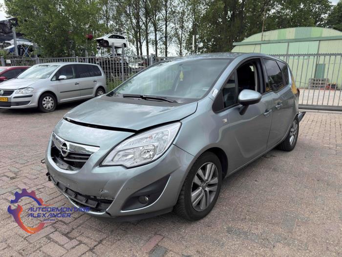 Gebrauchte Unterrahmen Opel Meriva (B) 1.4 16V Ecotec Preis € 120,00 Margenregelung angeboten von Alexander Autodemontage