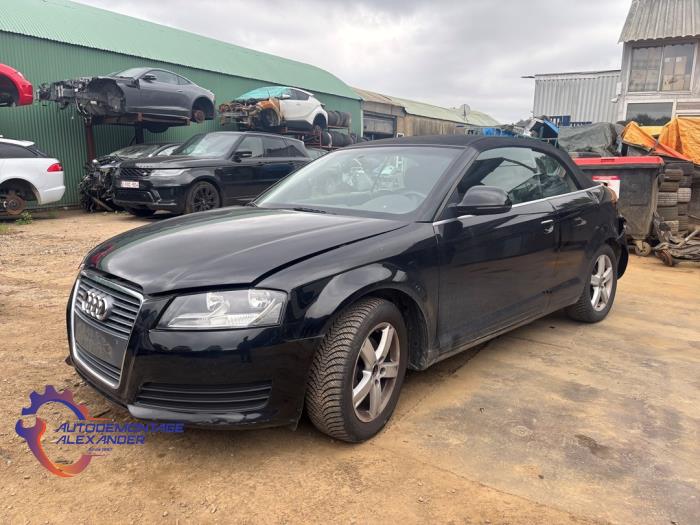 Używane Miekki dach cabrio Audi A3 Cabriolet (8P7) 1.2 TFSI Cena € 1.000,00 Procedura marży oferowane przez Alexander Autodemontage