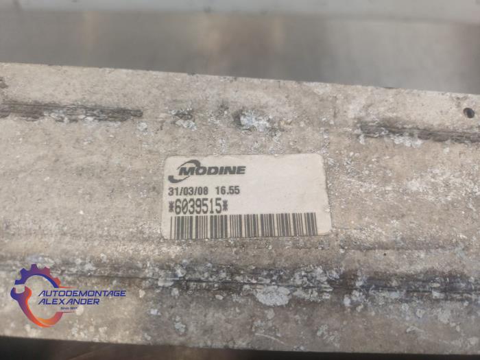 Intercooler d'un Kia Cee'd (EDB5) 2.0 CRDi 16V 2008