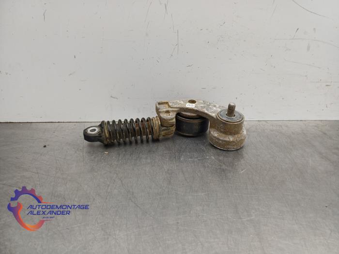 Begagnade Dynamo Kia Stonic (YB) 1.6 CRDi VGT 16V Pris € 10,00 Marginaltabell erbjuds av Alexander Autodemontage