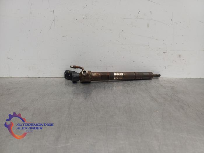 Used Injector plug Kia Sportage (QL) 1.6 CRDi 16V 116 Price € 435,60 Inclusive VAT offered by Alexander Autodemontage