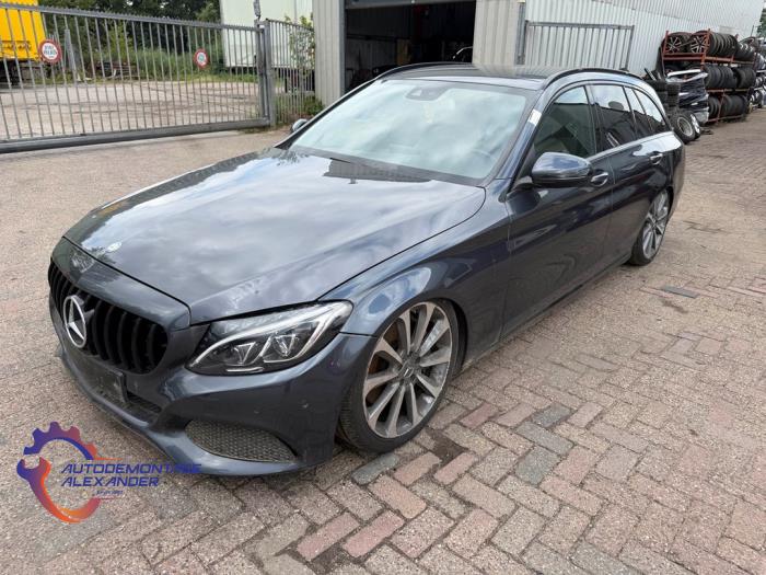 Używane Akumulator (Hybryda) Mercedes C Estate (S205) C-350 e 2.0 16V Cena € 2.000,00 Procedura marży oferowane przez Alexander Autodemontage