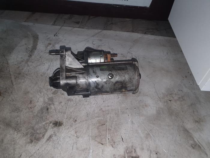 Gebrauchte Anlasser Renault Laguna II (BG) 1.9 dCi 120 Preis € 40,00 Margenregelung angeboten von Autodemontage Atlas-Car B.V.