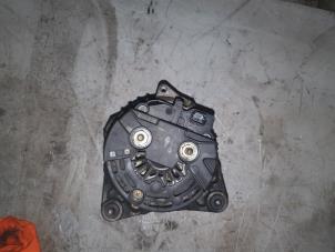 Dynamo van een Renault Laguna II (BG) 1.9 dCi 120 2005