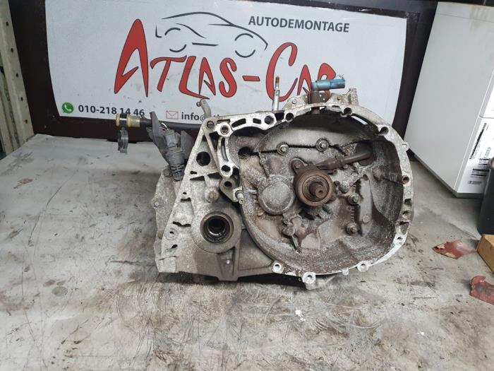 Gearbox from a Dacia Logan (LS) 1.6 2009