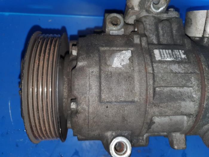 Usagé Pompe clim Volkswagen Polo IV (9N1/2/3) 1.9 TDI PD 100 Prix € 30,00 Règlement à la marge proposé par Autodemontage Atlas-Car B.V.