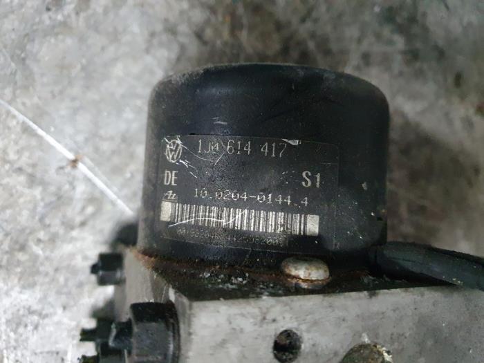 Gebrauchte ABS Pumpe Audi TT (8N3) 1.8 20V Turbo Preis € 75,00 Margenregelung angeboten von Autodemontage Atlas-Car B.V.
