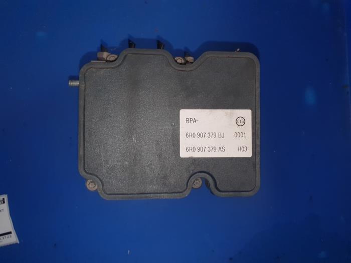 Begagnade ABS-pump Skoda Fabia II Combi 1.2i 12V Pris € 100,00 Marginaltabell erbjuds av Autodemontage Atlas-Car B.V.