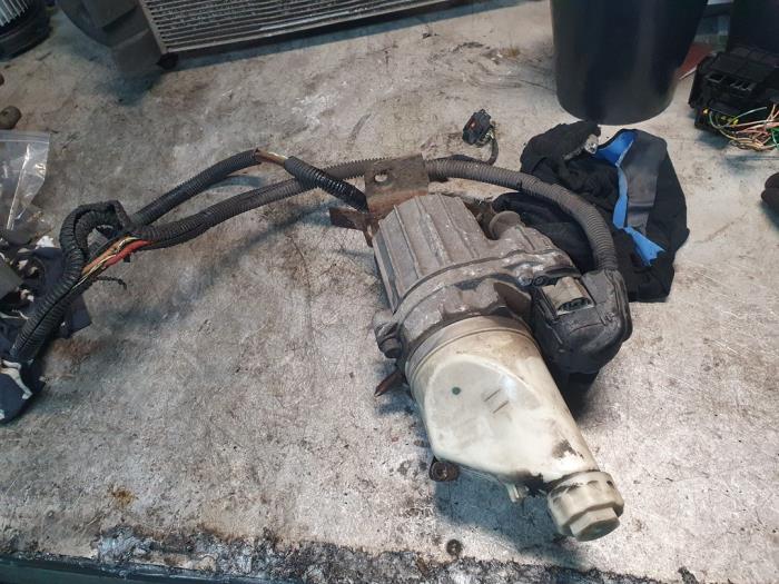 Power steering pump Opel Zafira 1.9 CDTI 13192897 Z19DT