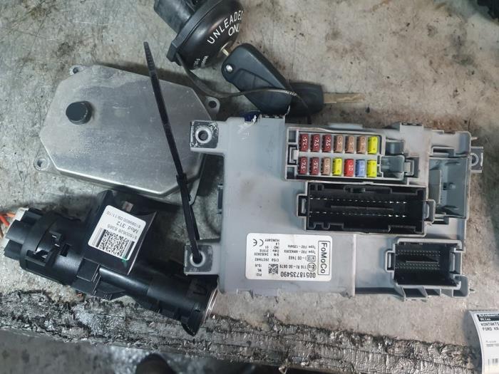Used Ignition lock + computer Ford KA Price € 125,00 Margin scheme offered by Autodemontage Atlas-Car B.V.