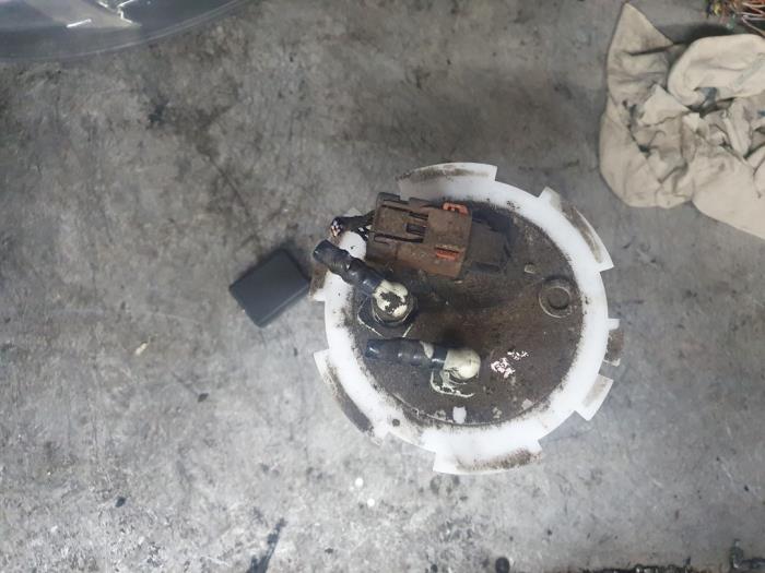 Gebrauchte Benzinpumpe Chevrolet Lacetti (KLAN) 1.6 16V Preis auf Anfrage angeboten von Autodemontage Atlas-Car B.V.
