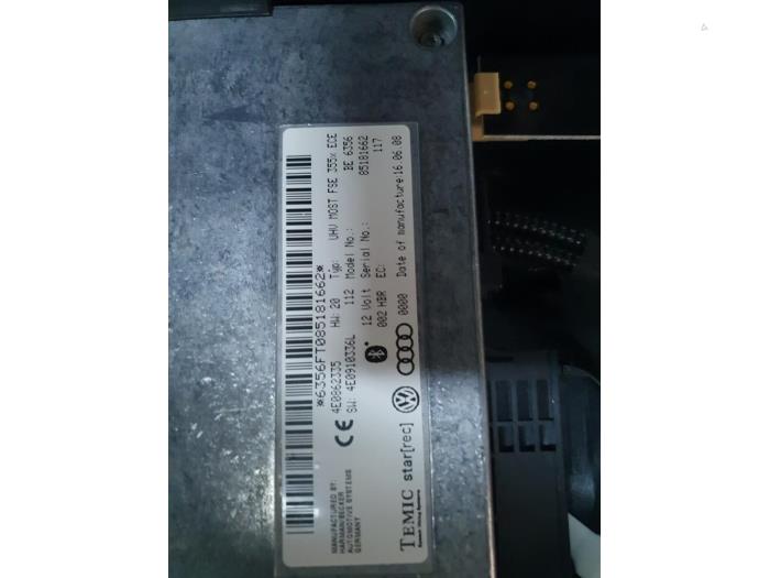 Begagnade Kontrollenhet, multimedia Audi A4 (B8) 1.8 TFSI 16V Pris € 150,00 Marginaltabell erbjuds av Autodemontage Atlas-Car B.V.