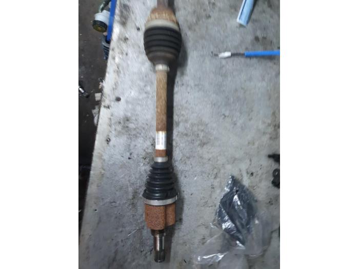 Front drive shaft, left from a Ford Fiesta 2016