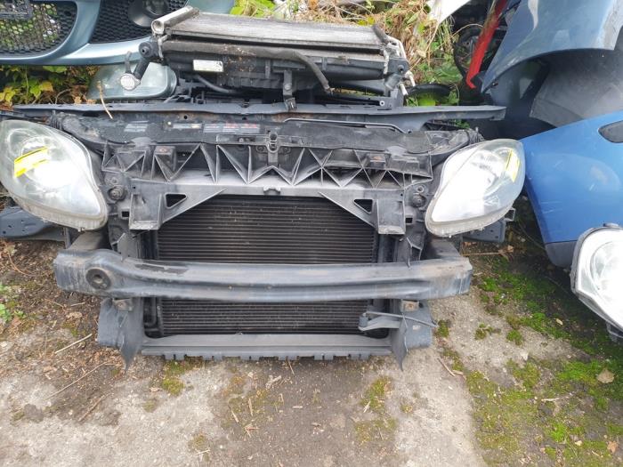 Używane Panel przedni Seat Toledo (5P2) 1.6 Cena na żądanie oferowane przez Autodemontage Atlas-Car B.V.