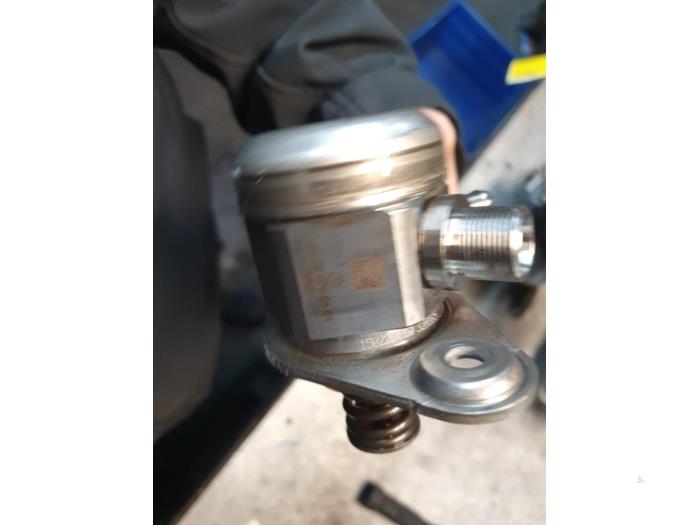 Begagnade Högtryckspump Mercedes A (W176) 1.6 A-180 16V Pris € 100,00 Marginaltabell erbjuds av Autodemontage Atlas-Car B.V.