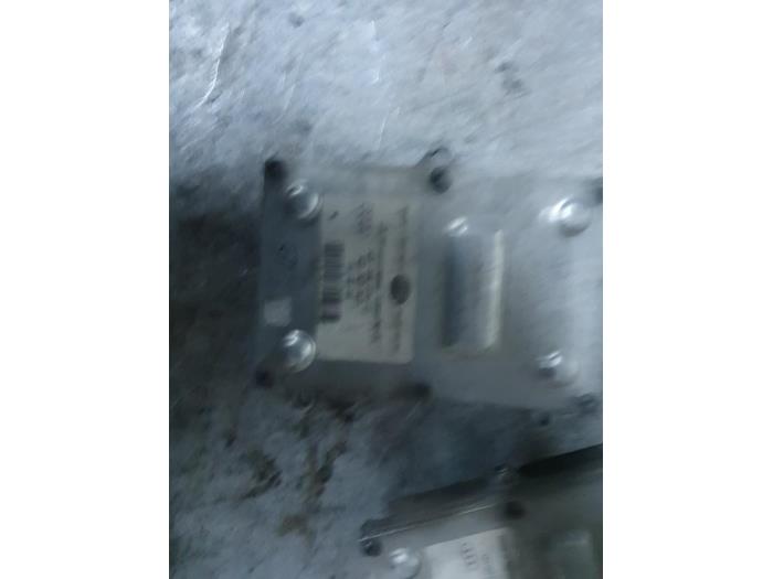 Begagnade Xenonmodul Audi A8 (D3) 4.2 V8 40V Quattro Pris € 70,00 Marginaltabell erbjuds av Autodemontage Atlas-Car B.V.