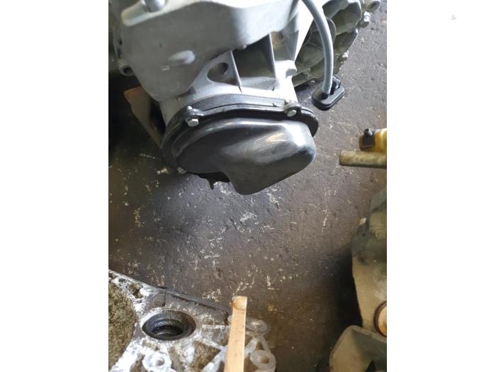 Gebrauchte Getriebe Ford Fiesta Preis € 500,00 Margenregelung angeboten von Autodemontage Atlas-Car B.V.