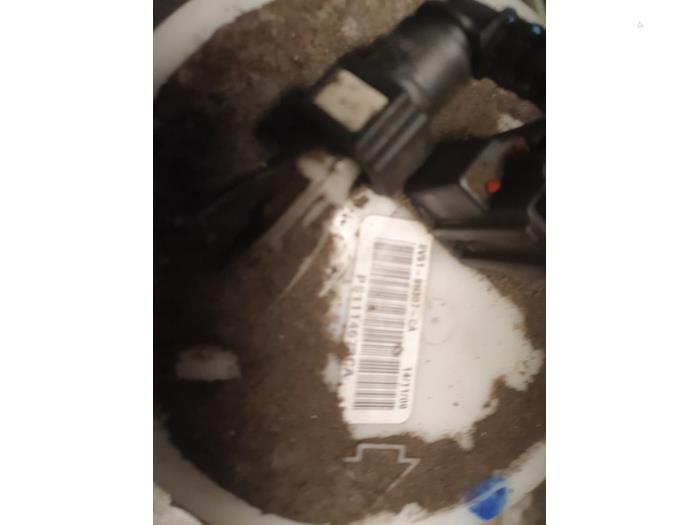 Begagnade Bensinpump Ford Fiesta 6 (JA8) 1.25 16V Pris € 40,00 Marginaltabell erbjuds av Autodemontage Atlas-Car B.V.