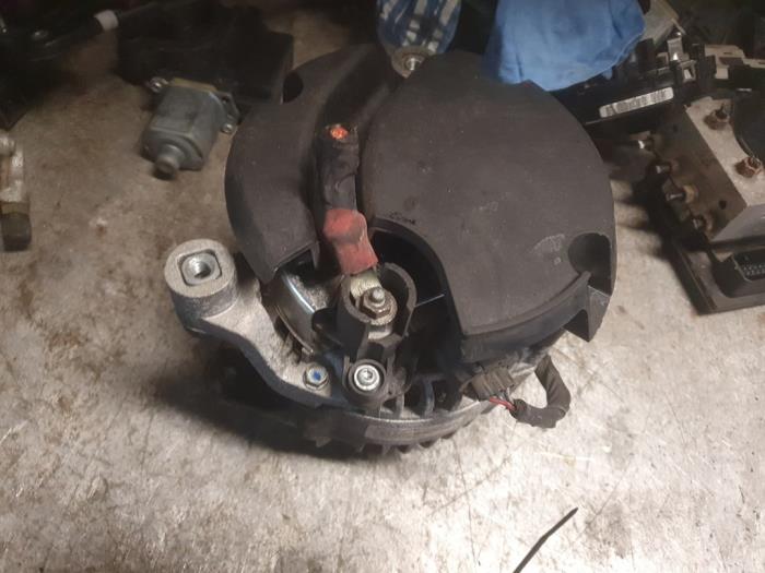 Gebrauchte Dynamo Ford Transit Connect 1.8 TDCi 90 Preis auf Anfrage angeboten von Autodemontage Atlas-Car B.V.