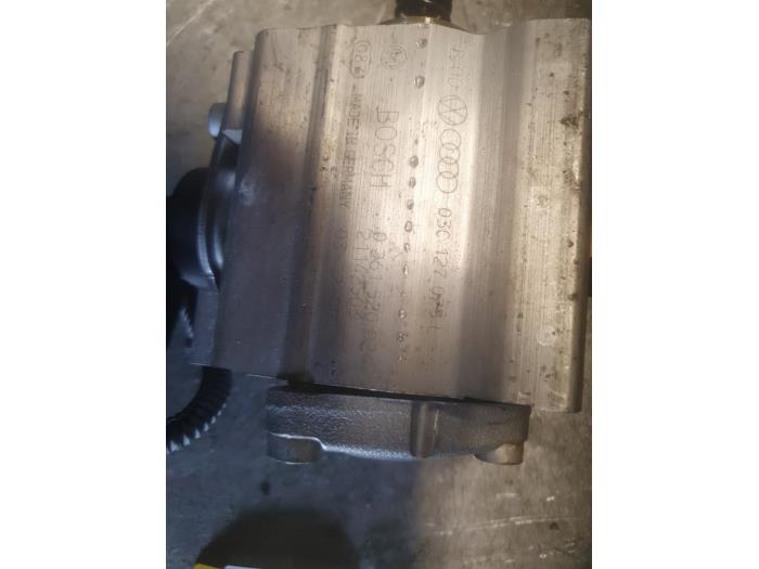 Begagnade Högtryckspump Volkswagen Touran (1T1/T2) 1.6 FSI 16V Pris € 195,00 Marginaltabell erbjuds av Autodemontage Atlas-Car B.V.