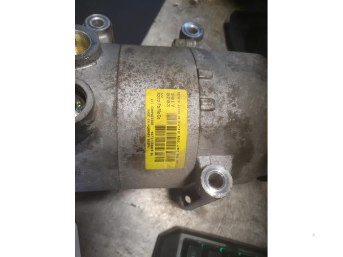 Usagé Pompe clim Ford Focus Prix € 100,00 Règlement à la marge proposé par Autodemontage Atlas-Car B.V.