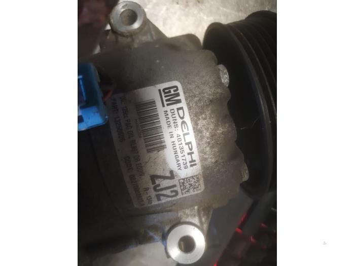Usagé Pompe clim Opel Meriva (B) 1.7 CDTI 16V Prix € 120,00 Règlement à la marge proposé par Autodemontage Atlas-Car B.V.