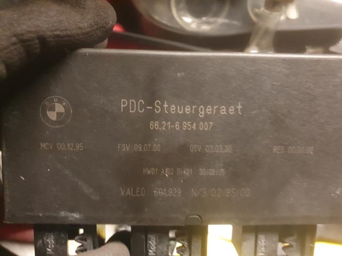 Begagnade PDC-modul BMW 5 serie Touring (E61) 525i 24V Pris € 125,00 Marginaltabell erbjuds av Autodemontage Atlas-Car B.V.