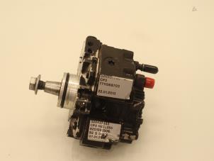 Używane Mechaniczna pompa paliwa Renault Master III (FD/HD) 2.5 dCi 16V 100 Cena € 181,50 Z VAT oferowane przez Brus Motors BV