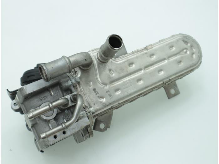 EGR valve from a Skoda Octavia (1Z3) 1.9 TDI 2012