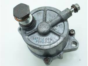 Used Vacuum pump (diesel) Isuzu D-Max 2.5 D Price € 90,75 Inclusive VAT offered by Brus Motors BV
