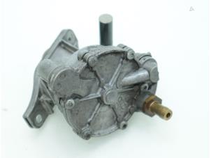 Used Vacuum pump (diesel) Volkswagen LT II 28/31/35 2.5 TDi Price € 60,50 Inclusive VAT offered by Brus Motors BV