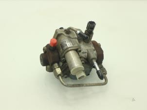 Used Mechanical fuel pump Nissan Navara (D23) 2.5 dCi 16V 4x4 Price € 211,75 Inclusive VAT offered by Brus Motors BV