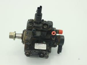Used Mechanical fuel pump Peugeot 807 2.2 HDiF 16V Price € 181,50 Inclusive VAT offered by Brus Motors BV