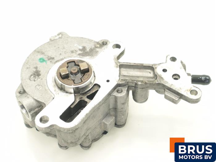Gebrauchte Kraftstoffpumpe Mechanisch Volkswagen Caddy Combi III (2KB,2KJ) 1.9 TDI Preis € 60,50 Mit Mehrwertsteuer angeboten von Brus Motors BV