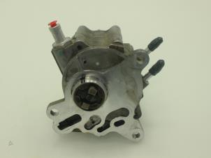 Used Mechanical fuel pump Audi A6 (C6) 2.0 TDI 16V Price € 60,50 Inclusive VAT offered by Brus Motors BV