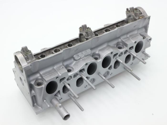 Cylinder head from a Peugeot Partner Combispace 1.9 D 2000