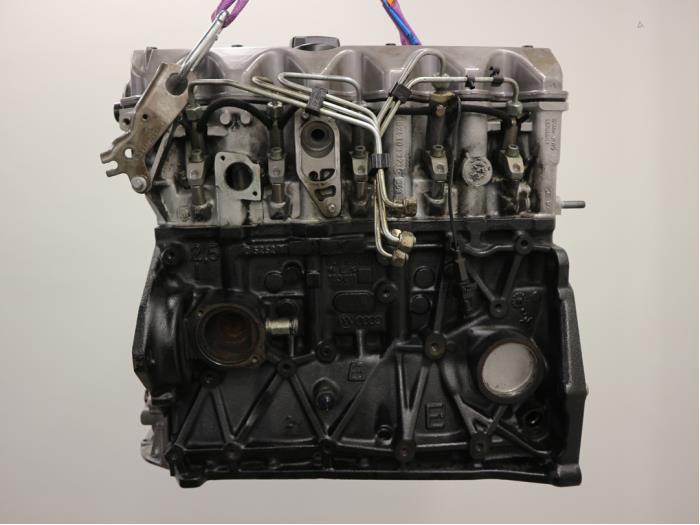 Engine from a Volkswagen LT II 2.5 TDi 2006