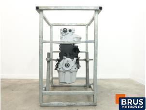 Motor van een Volkswagen Transporter T5 2.0 BiTDI DRF 2015