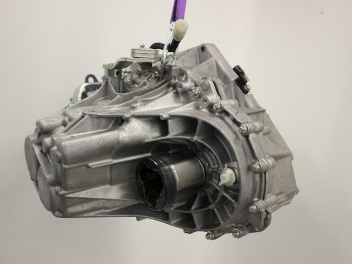 Gearbox from a Renault Kadjar (RFEH) 1.3 TCE 140 FAP 16V 2018