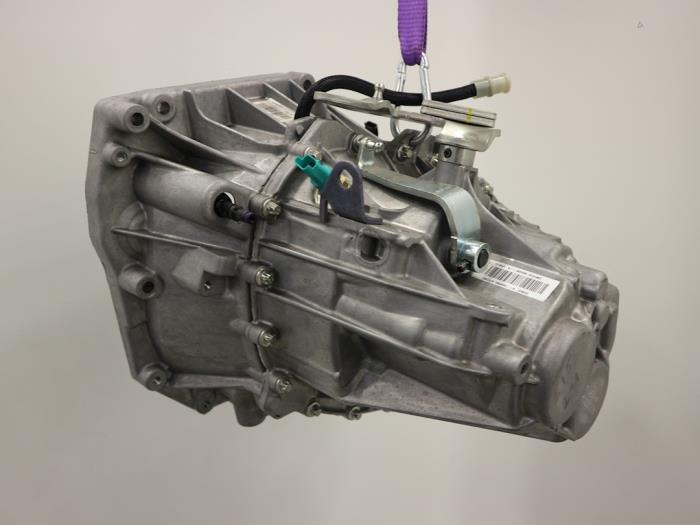 Gearbox from a Renault Kadjar (RFEH) 1.3 TCE 140 FAP 16V 2018