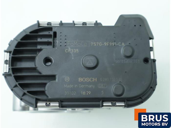 Neuf Boîtier accélérateur Ford Focus 3 1.6 SCTi 16V Prix € 121,00 Prix TTC proposé par Brus Motors BV