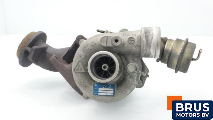 Usagé Turbo Volkswagen Transporter/Caravelle T4 2.5 TDI Prix € 302,50 Prix TTC proposé par Brus Motors BV