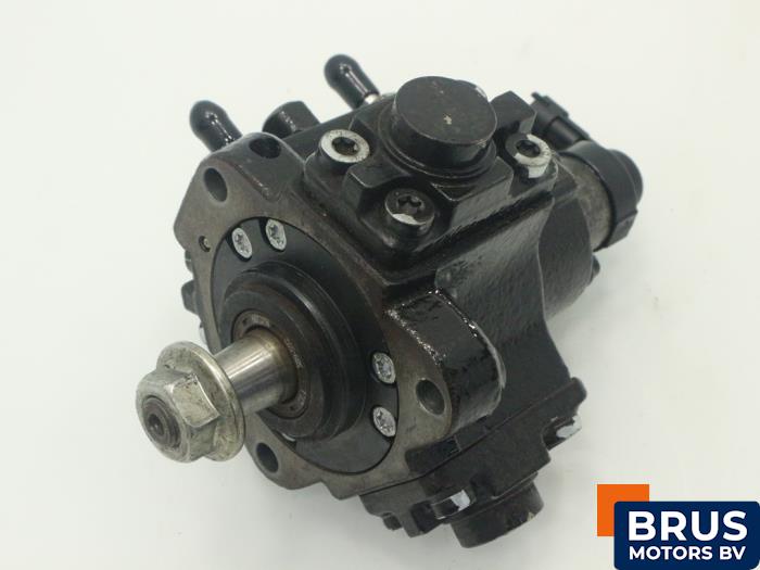 Usagé Pompe carburant mécanique Opel Insignia Country Tourer 2.0 CDTI 16V Prix € 211,75 Prix TTC proposé par Brus Motors BV
