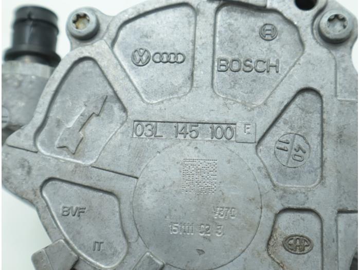 Pompe à vide (diesel) d'un Volkswagen Passat Alltrack (365) 2.0 TDI 16V 140 2012